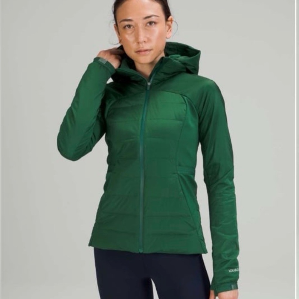 EUC lululemon down for it all jacket Everglade size 4